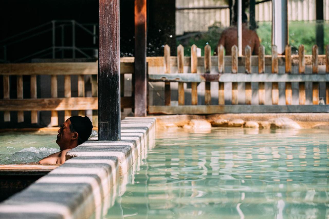 Cdr Hotspring Resort Liugui Kültér fotó