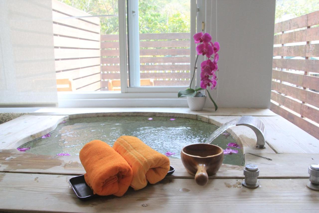 Cdr Hotspring Resort Liugui Kültér fotó